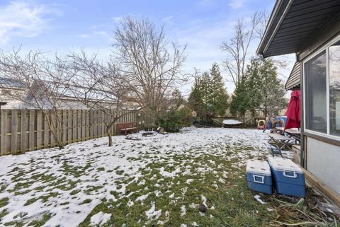 Tiny photo for 7680 Foxboro Lane, Columbus, OH 43235 (MLS # 225045909)