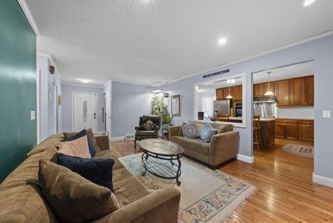 Tiny photo for 7680 Foxboro Lane, Columbus, OH 43235 (MLS # 225045909)