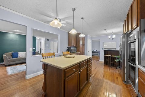 Tiny photo for 7680 Foxboro Lane, Columbus, OH 43235 (MLS # 225045909)