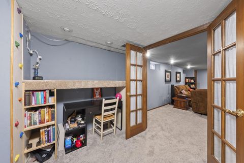 Tiny photo for 7680 Foxboro Lane, Columbus, OH 43235 (MLS # 225045909)