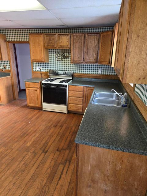 Tiny photo for 27 High Street, Shiloh, OH 44878 (MLS # 226000592)