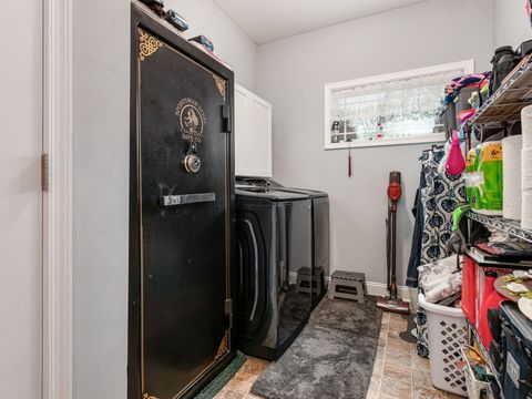 Tiny photo for 290 Jenna Drive, Newark, OH 43055 (MLS # 225045054)