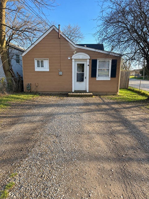 Photo of 3014 E 7th Avenue, Columbus, OH 43219 (MLS # 226034093)