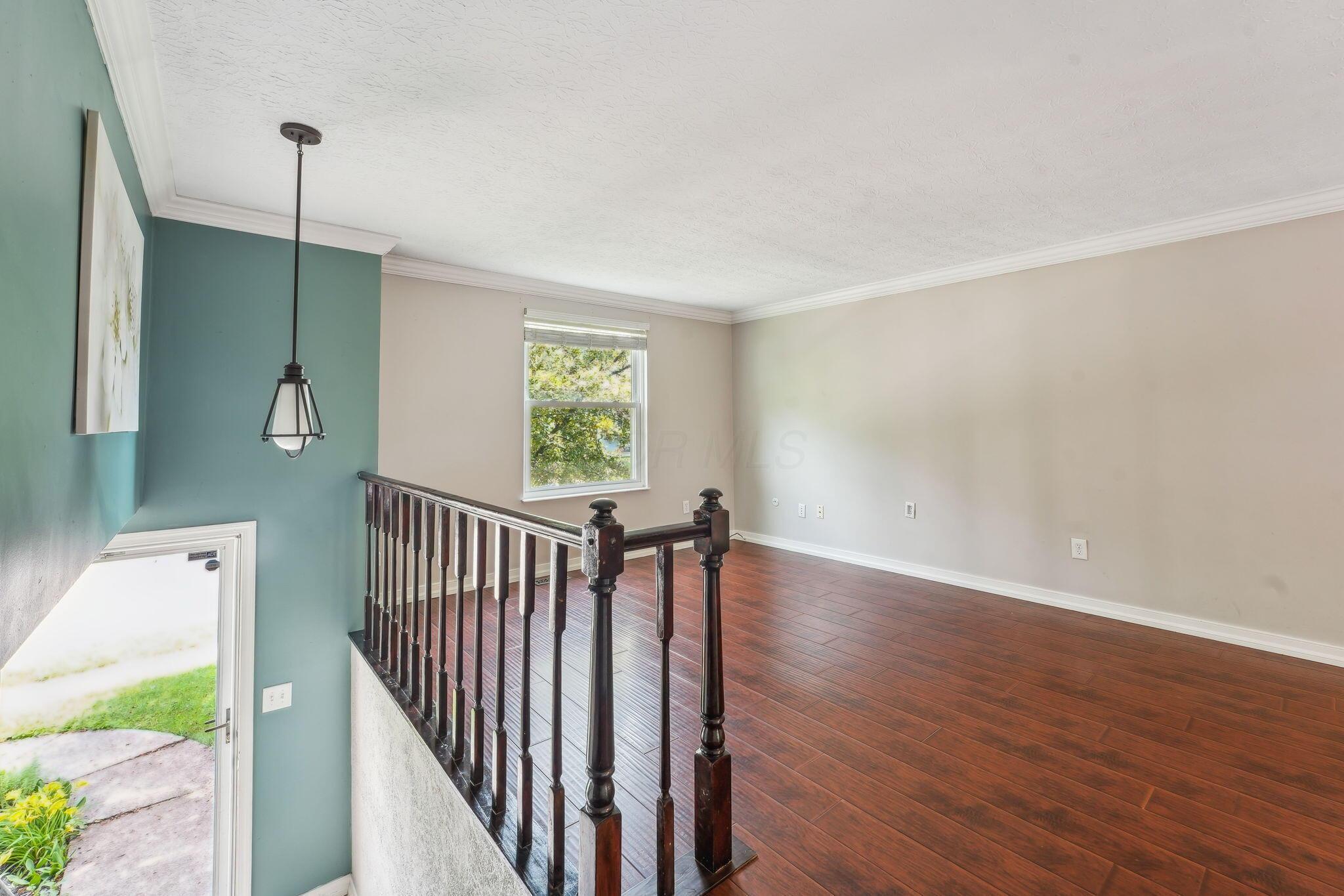 3840 Farm Brook Lane, Columbus, Ohio image 13
