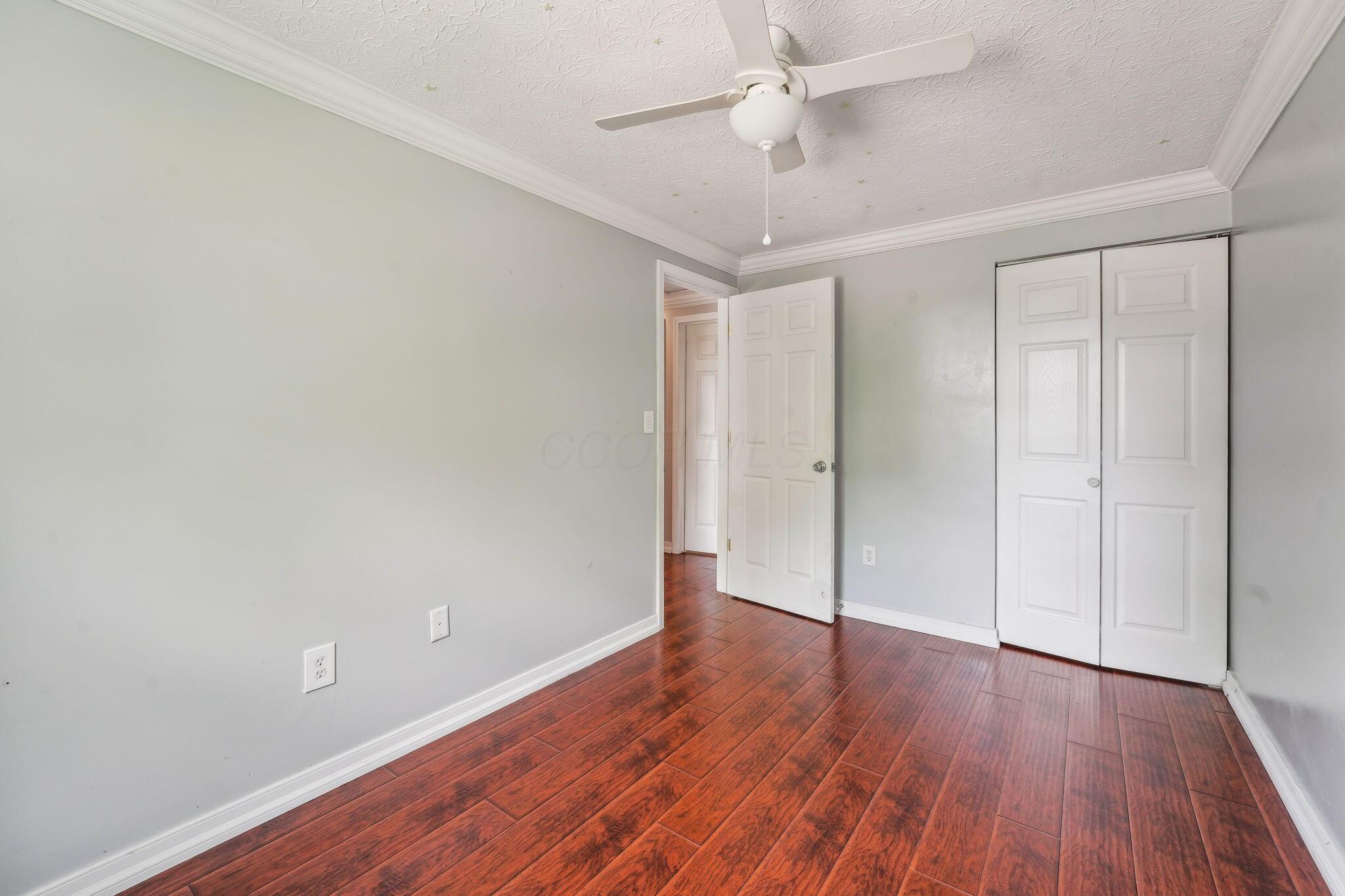 3840 Farm Brook Lane, Columbus, Ohio image 19