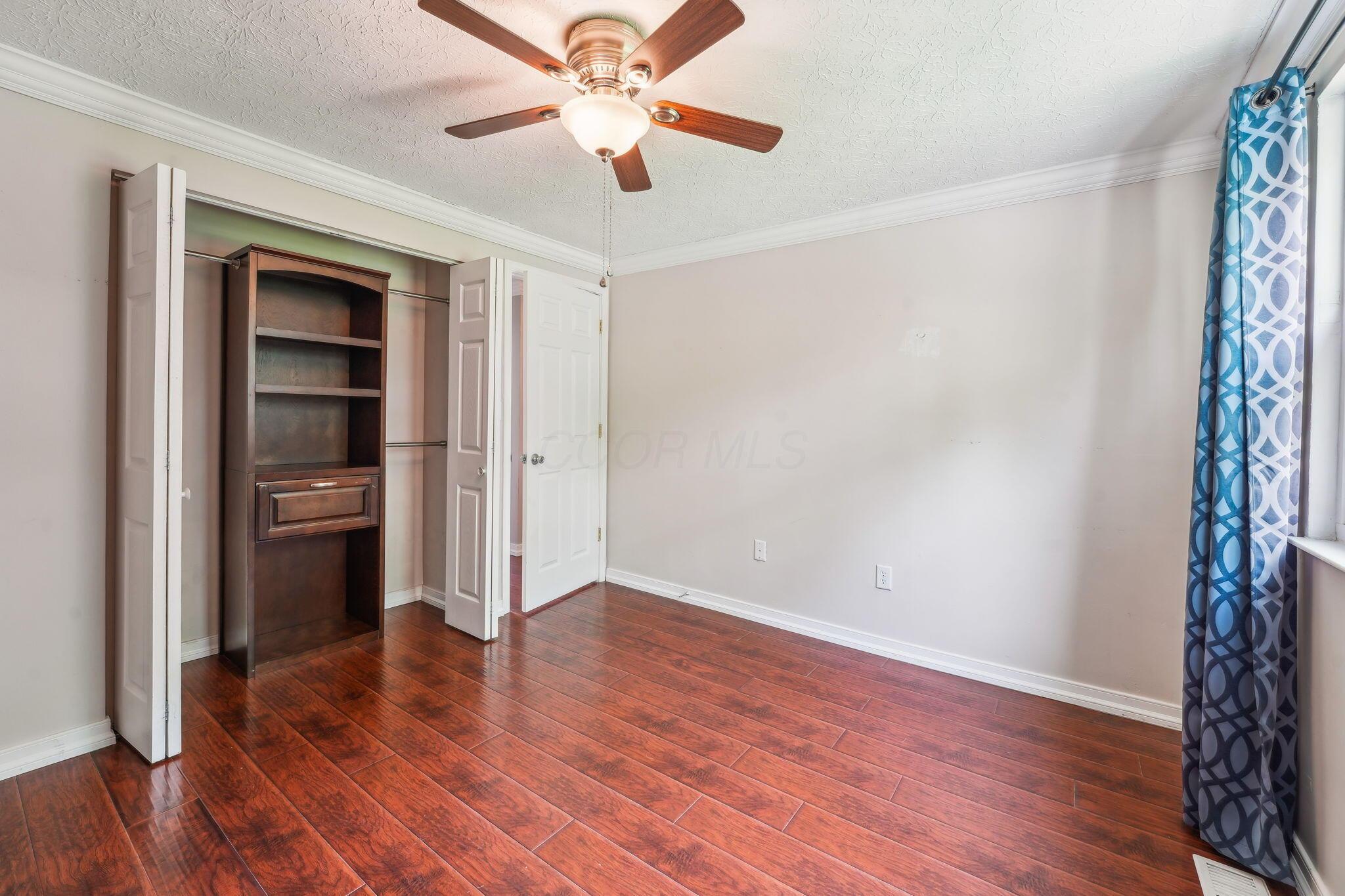 3840 Farm Brook Lane, Columbus, Ohio image 17