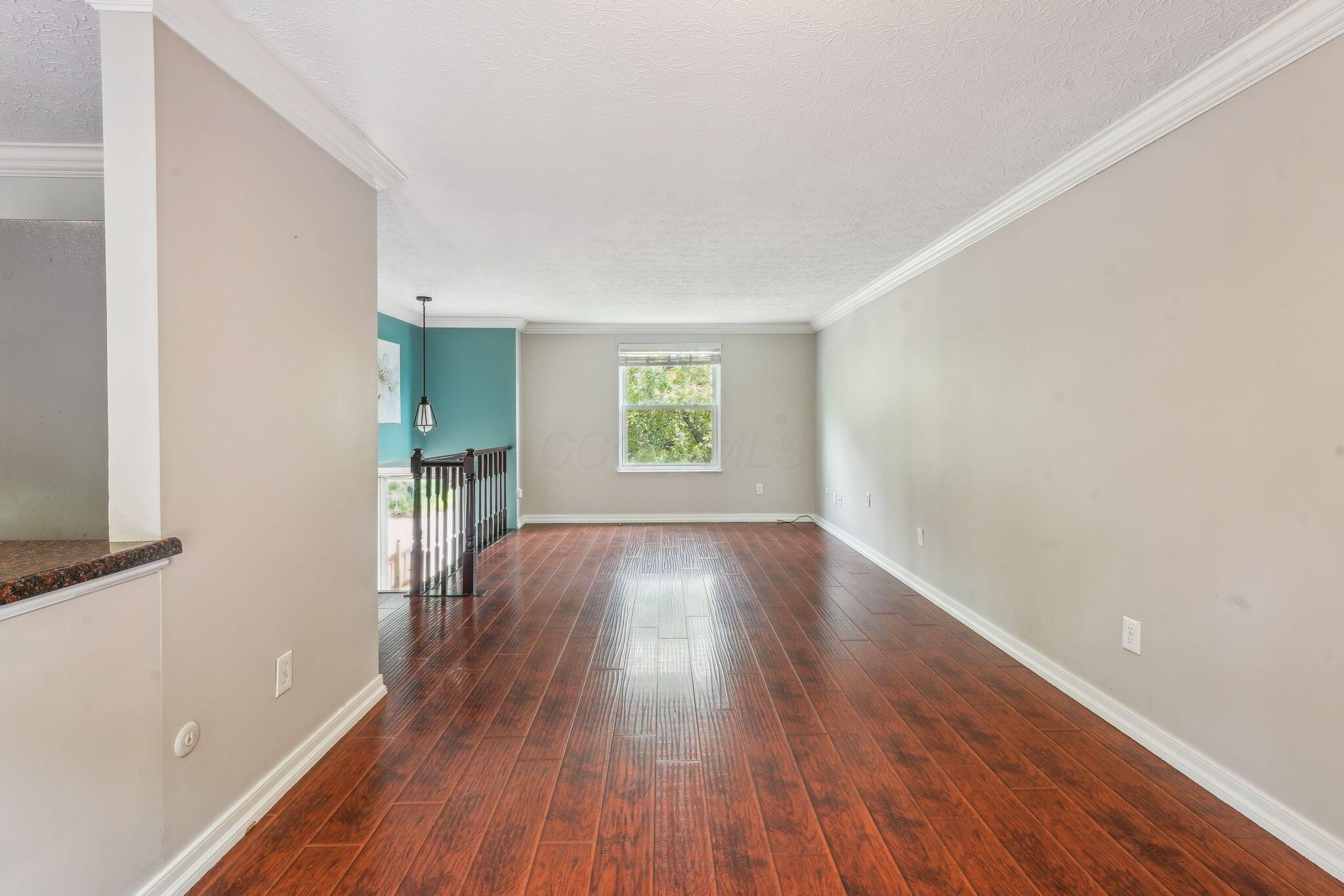 3840 Farm Brook Lane, Columbus, Ohio image 24
