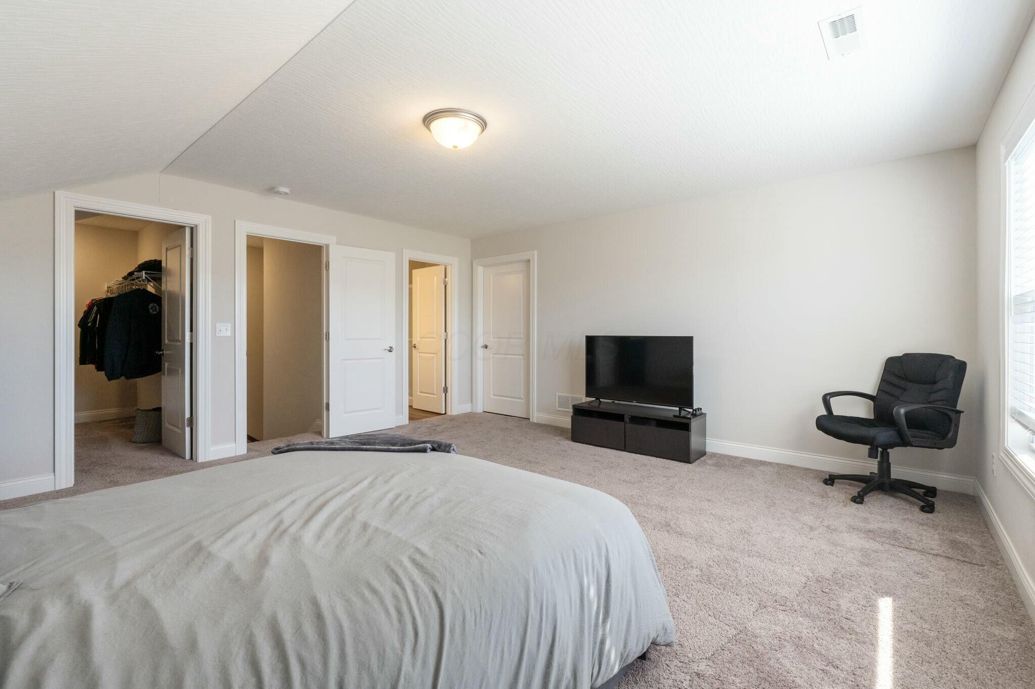 7563 Enclave Way, Pickerington, Ohio image 34