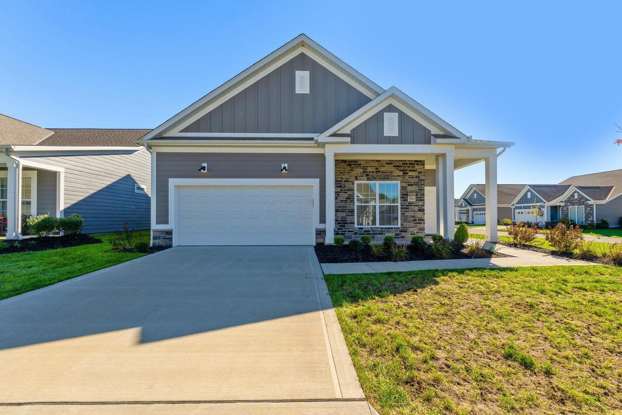 7563 Enclave Way, Pickerington, Ohio image 1