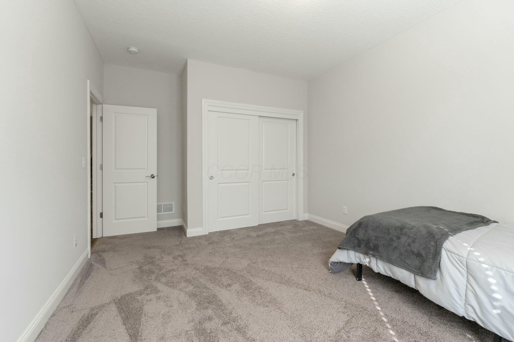 7563 Enclave Way, Pickerington, Ohio image 27