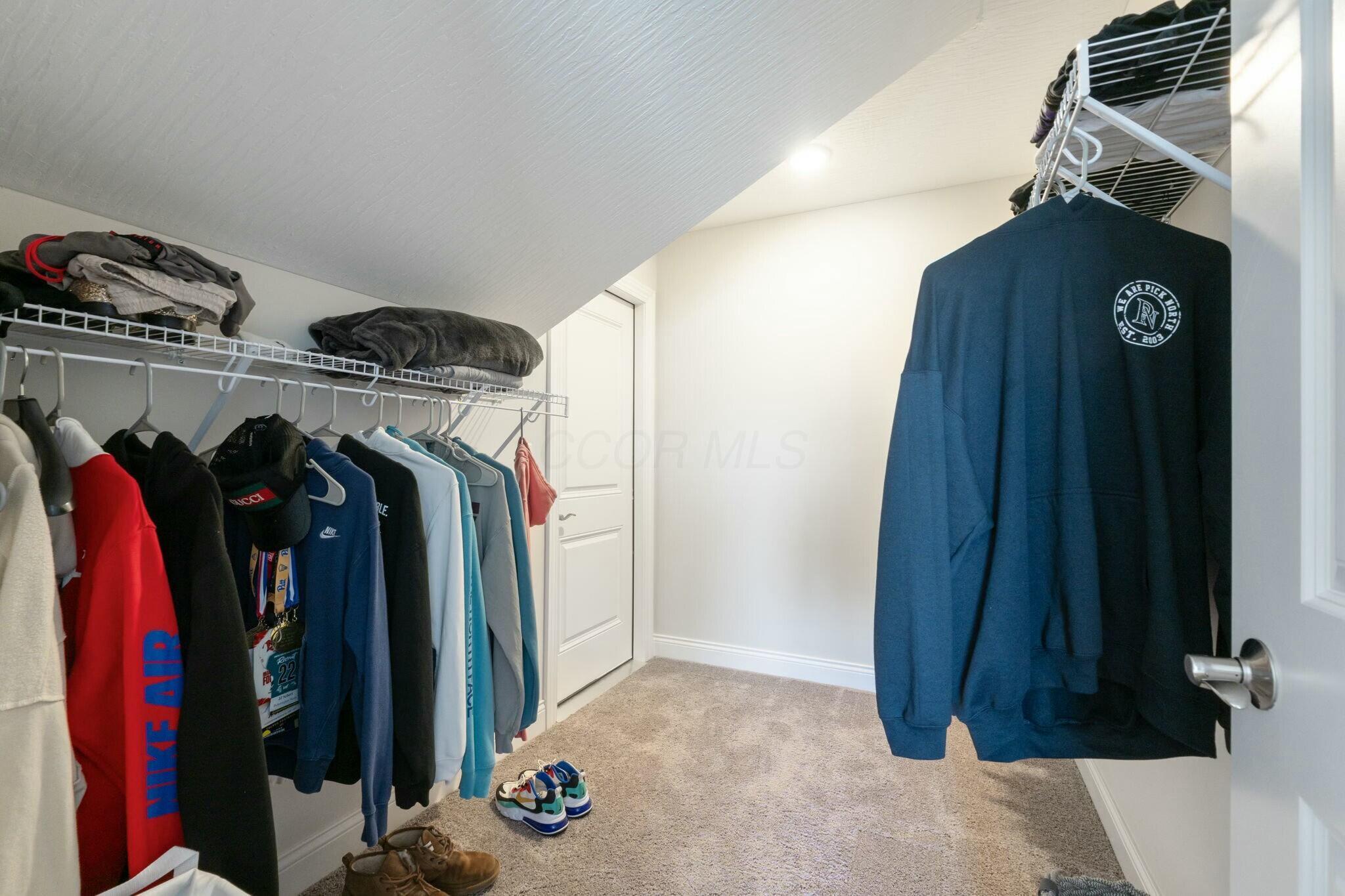 7563 Enclave Way, Pickerington, Ohio image 37