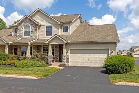 Photo of 6040 Coventry Lake Drive, Hilliard, OH 43026 (MLS # 226029166)