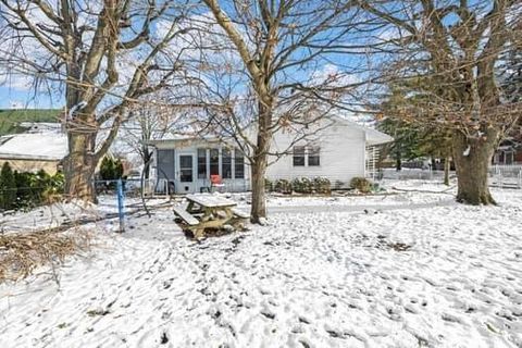 Tiny photo for 220 W Columbus Street, Mount Sterling, OH 43143 (MLS # 225044928)