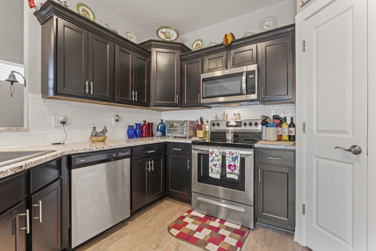 Photo 4 of 45 of 56 Asbury Avenue condo
