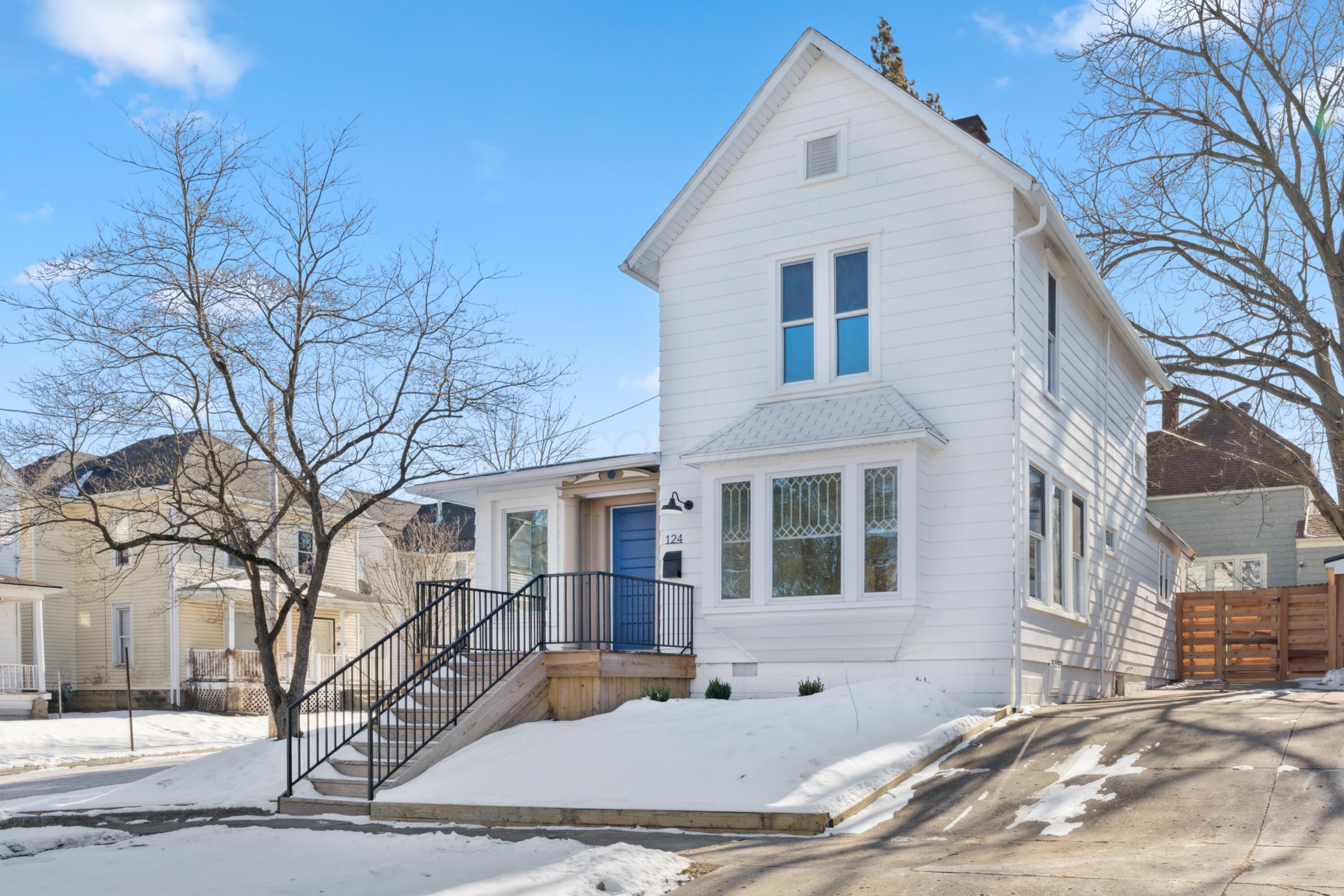 124 E Sugar Street, Mount Vernon, Ohio image 1