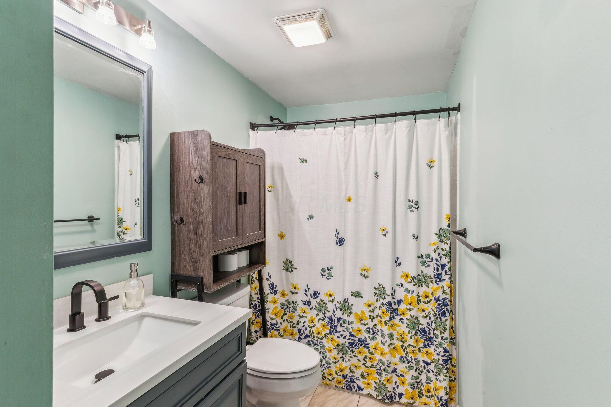 508 Bell Avenue, Ashley, Ohio image 13