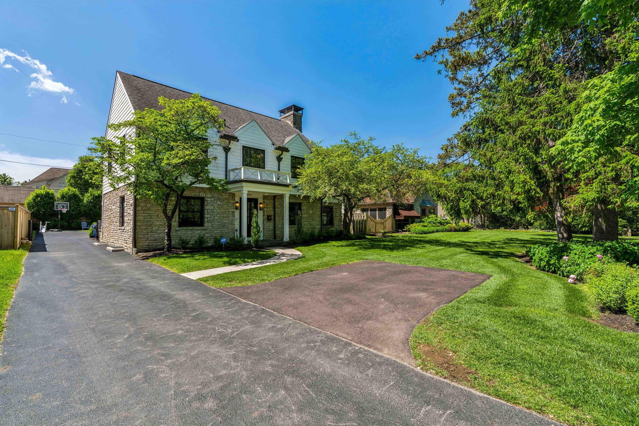 View Columbus, OH 43221 house