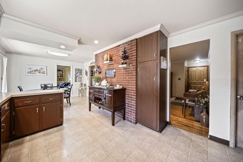 Tiny photo for 3103 Vanderberg Avenue, Columbus, OH 43204 (MLS # 225037465)