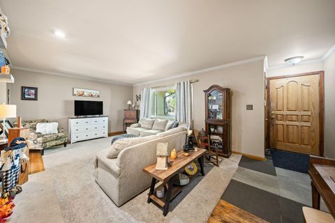 Tiny photo for 3103 Vanderberg Avenue, Columbus, OH 43204 (MLS # 225037465)