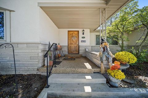 Tiny photo for 3103 Vanderberg Avenue, Columbus, OH 43204 (MLS # 225037465)