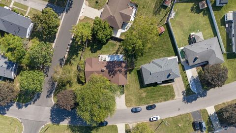 Tiny photo for 3103 Vanderberg Avenue, Columbus, OH 43204 (MLS # 225037465)