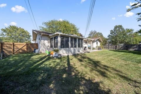 Tiny photo for 3103 Vanderberg Avenue, Columbus, OH 43204 (MLS # 225037465)