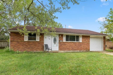 Photo of 5155 Drivemere Road, Hilliard, OH 43026 (MLS # 225036968)