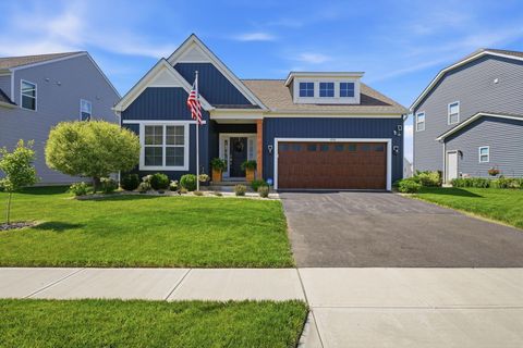 Photo of 414 Colonial Club Road, Commercial Point, OH 43116 (MLS # 226027154)