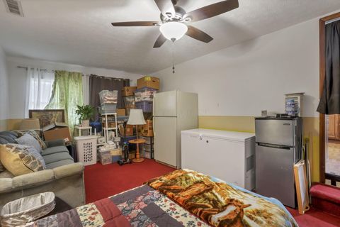 Tiny photo for 916 S Hampton Road, Columbus, OH 43227 (MLS # 226013098)
