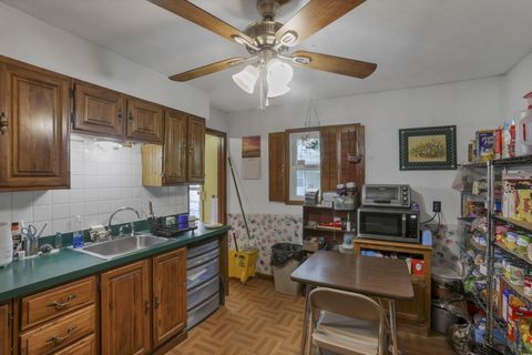 Tiny photo for 916 S Hampton Road, Columbus, OH 43227 (MLS # 226013098)