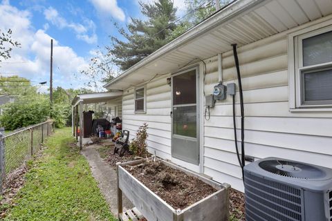 Tiny photo for 916 S Hampton Road, Columbus, OH 43227 (MLS # 226013098)
