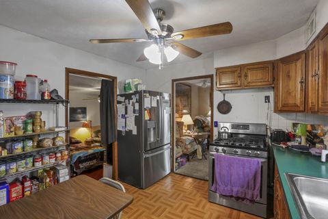 Tiny photo for 916 S Hampton Road, Columbus, OH 43227 (MLS # 226013098)