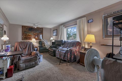 Tiny photo for 916 S Hampton Road, Columbus, OH 43227 (MLS # 226013098)