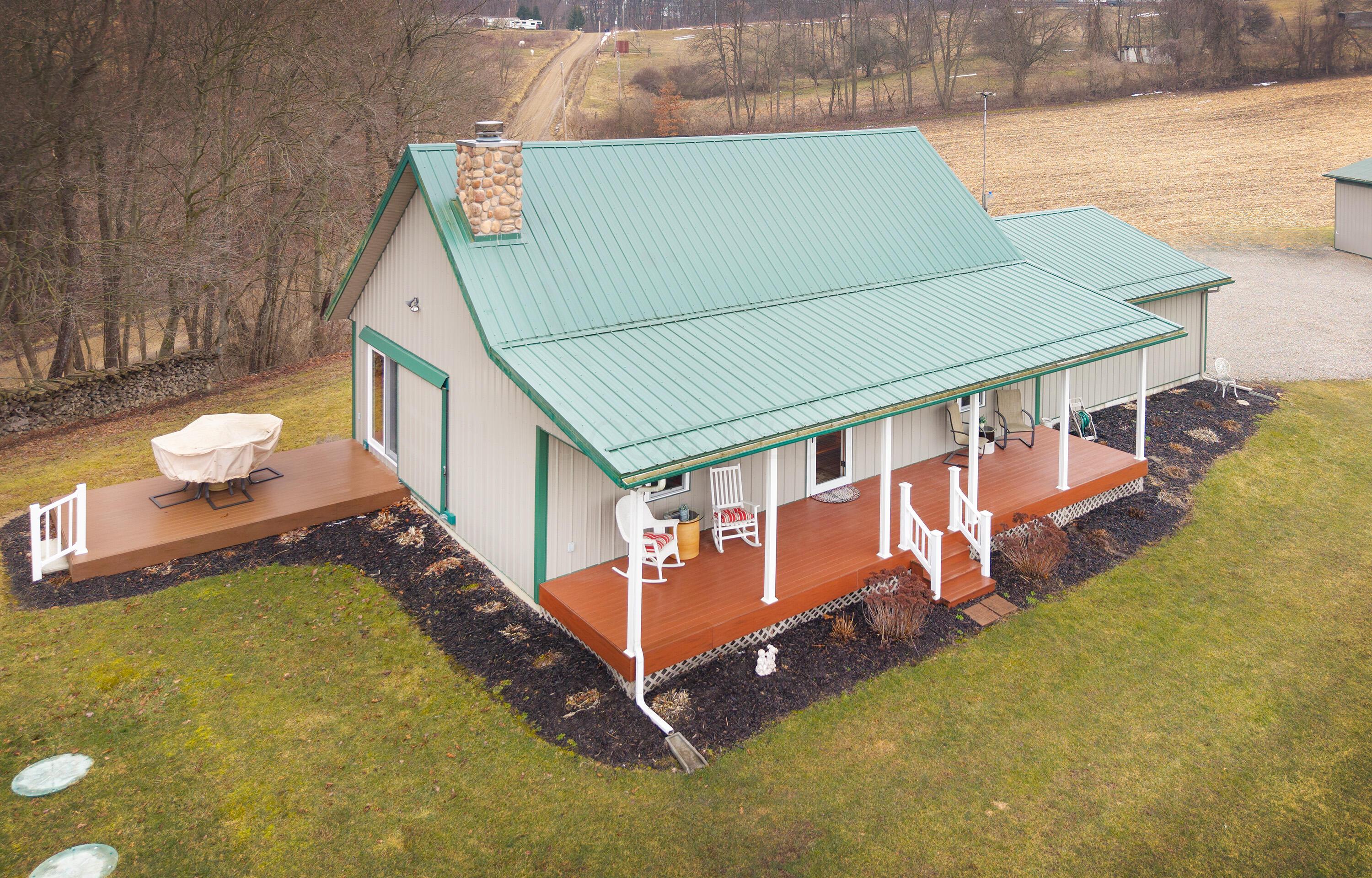 8001 Flack Road, Howard, Ohio image 5