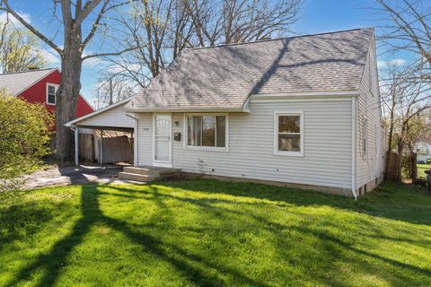 Photo of 2249 Ashley Drive, Columbus, OH 43224 (MLS # 226013464)