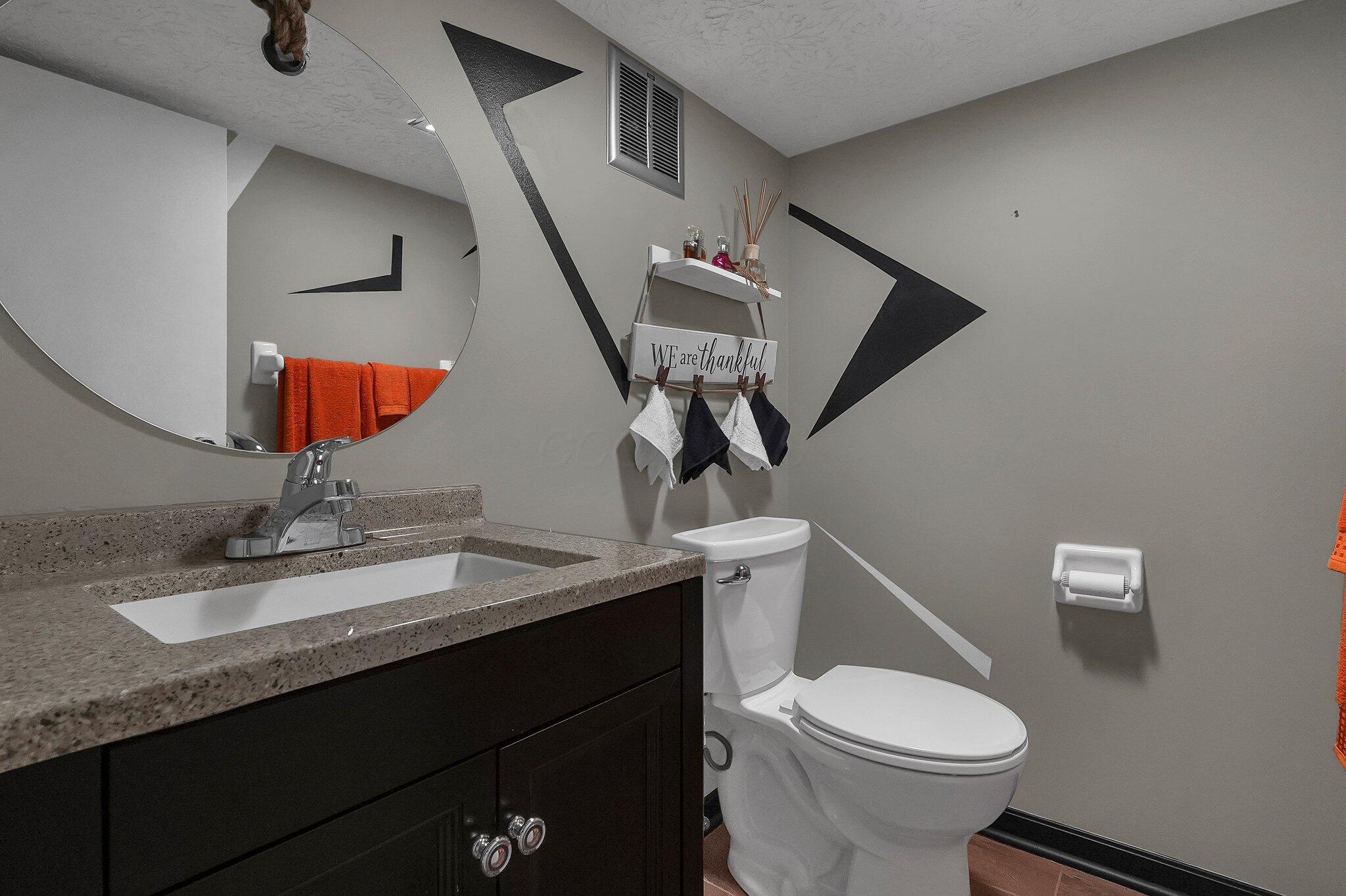 8777 Chevington Court, Pickerington, Ohio image 32