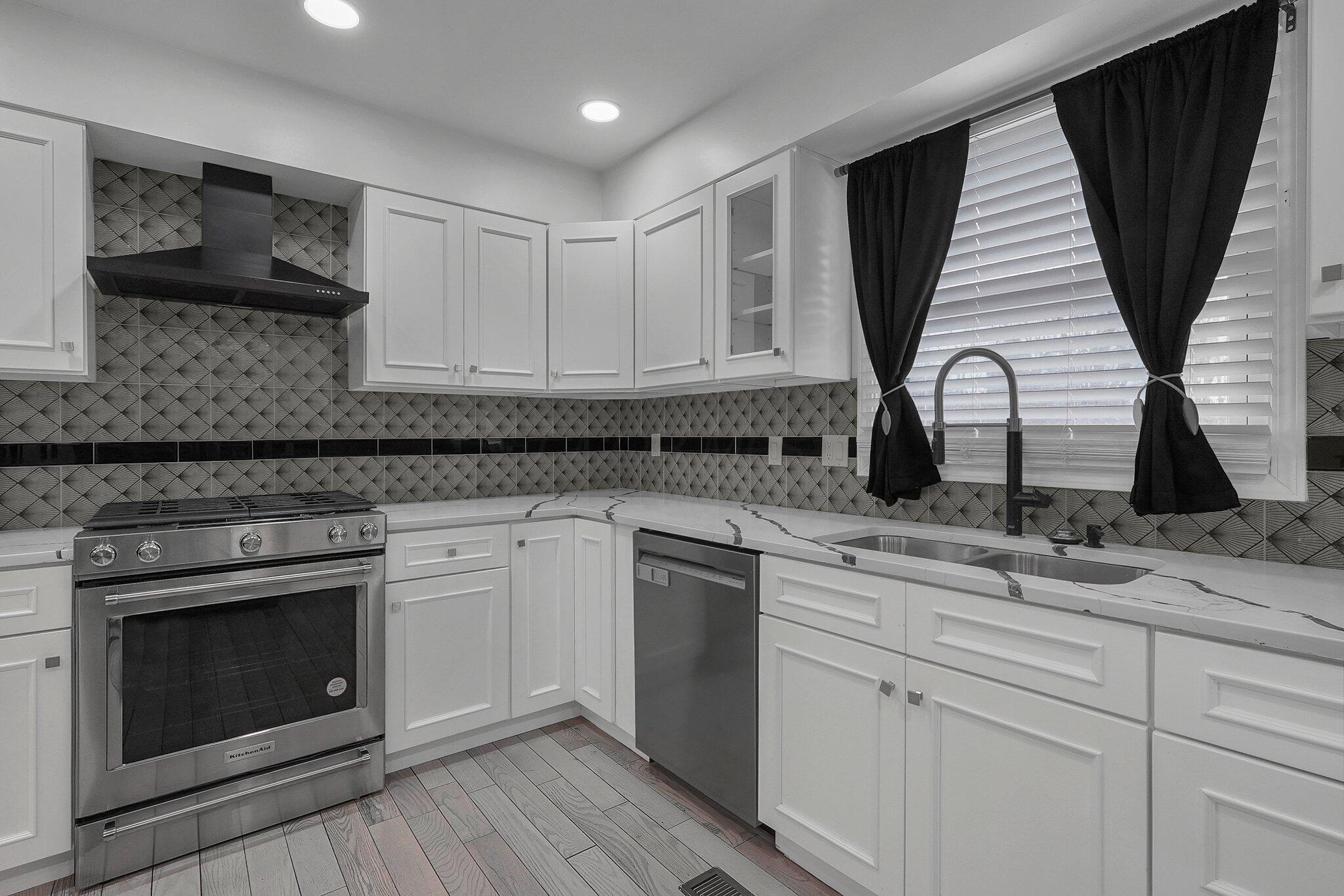 8777 Chevington Court, Pickerington, Ohio image 12