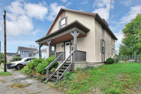 Photo of 61 Rosebud Avenue, Newark, OH 43055 (MLS # 225039026)