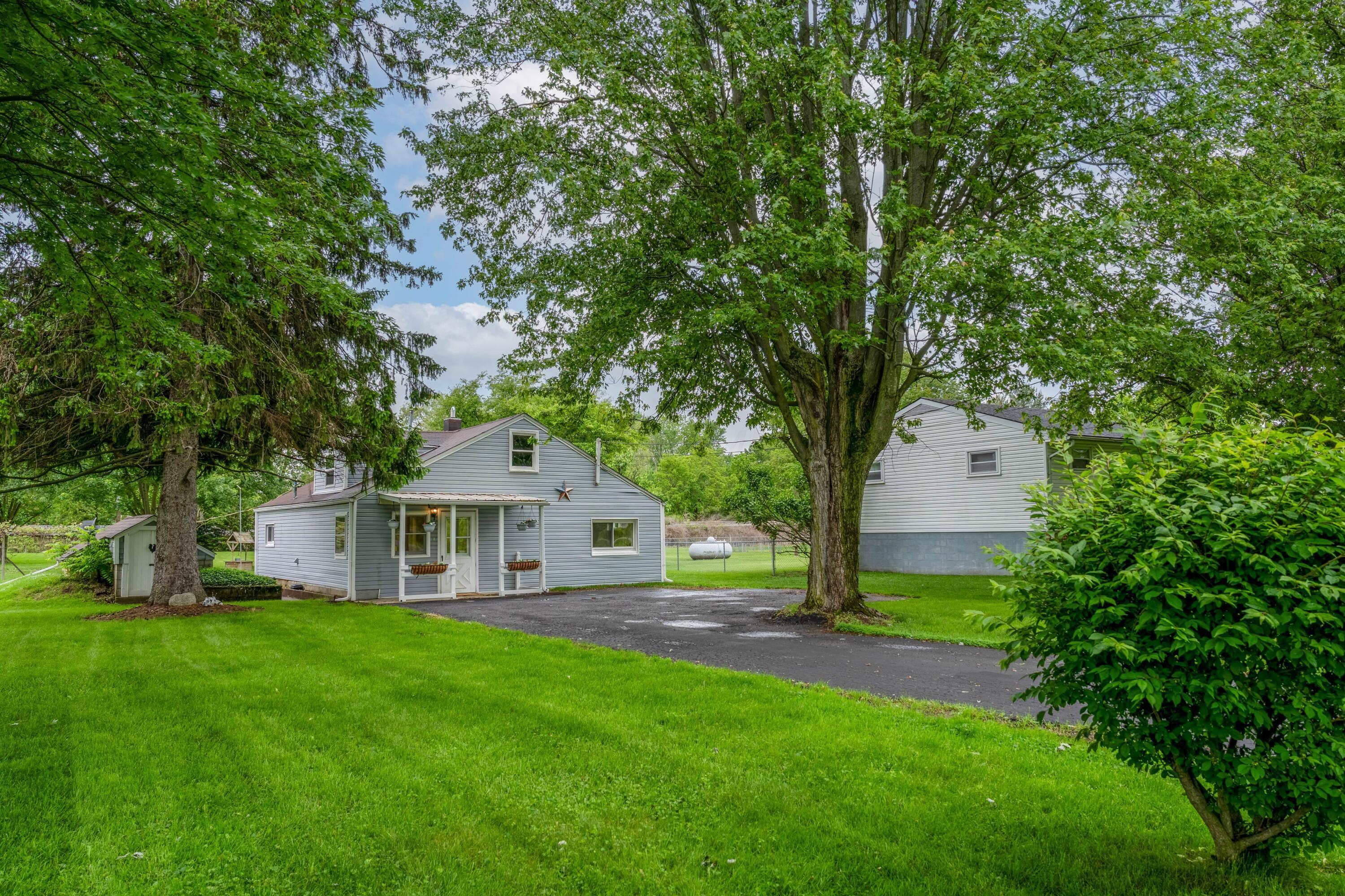 2535 Gooding Road, Marion, Ohio image 2