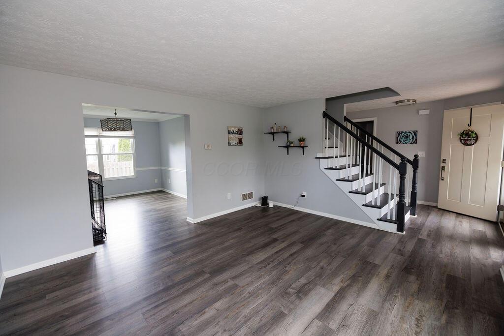 52 Highmeadows Circle, Powell, Ohio image 3