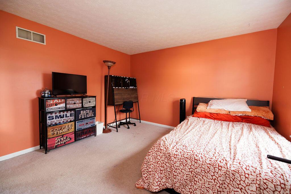 52 Highmeadows Circle, Powell, Ohio image 38