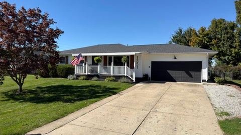 Photo of 1351 Luckee Avenue, Heath, OH 43056 (MLS # 226037733)
