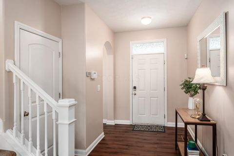 Tiny photo for 349 Ravensdale Place, Galloway, OH 43119 (MLS # 225037287)