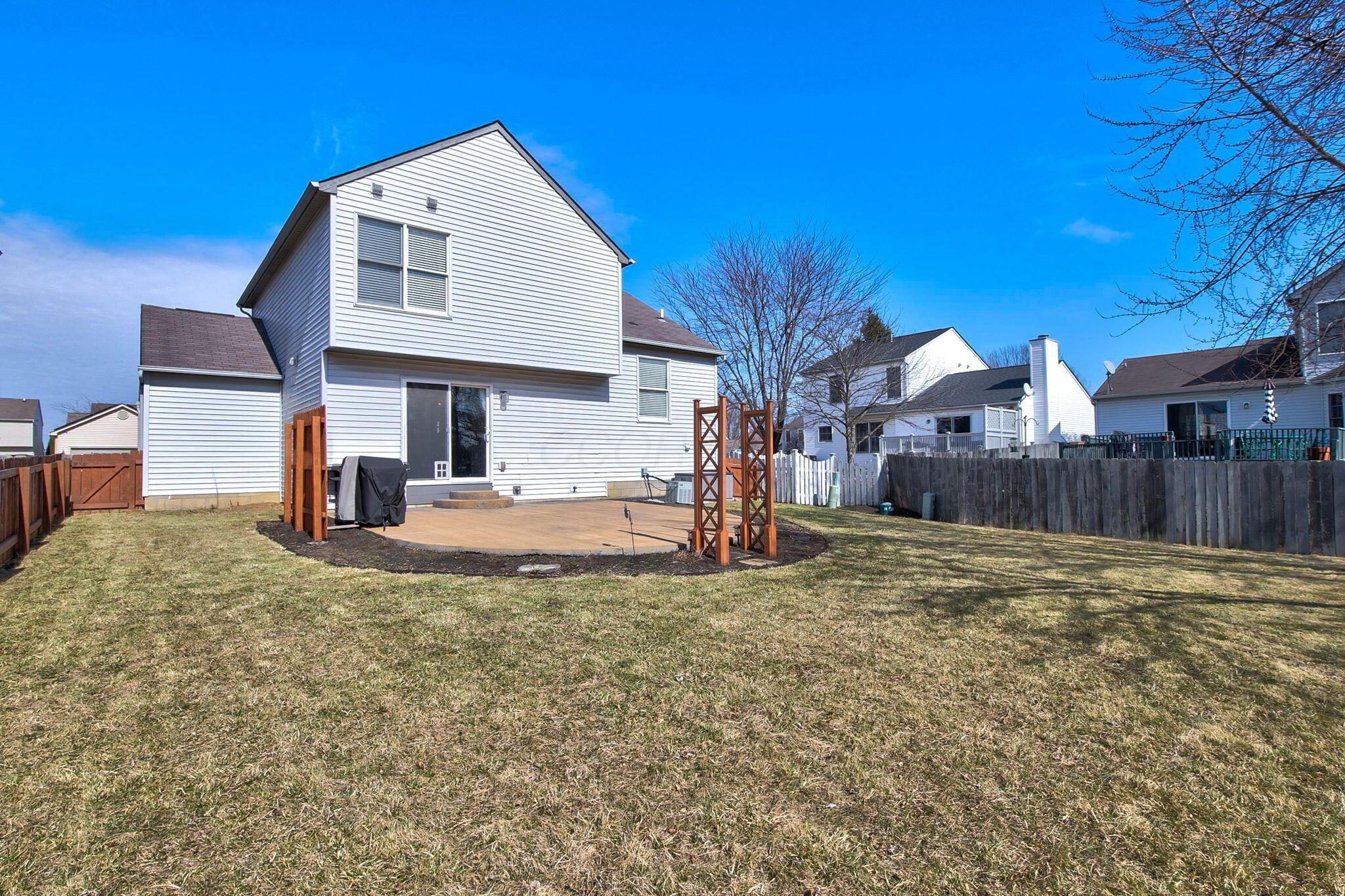 5653 English Rose Drive, Galloway, Ohio image 26