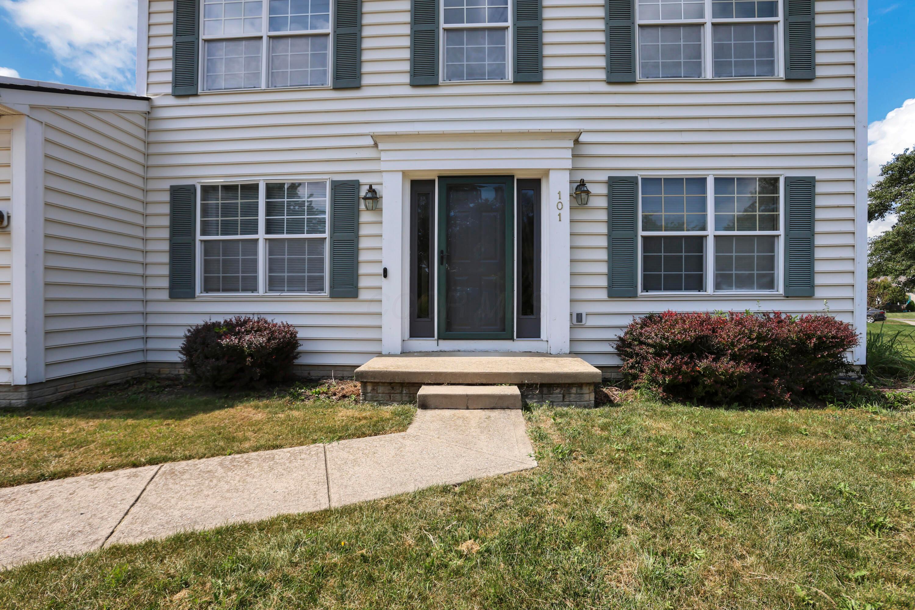 101 Barry Knoll Drive