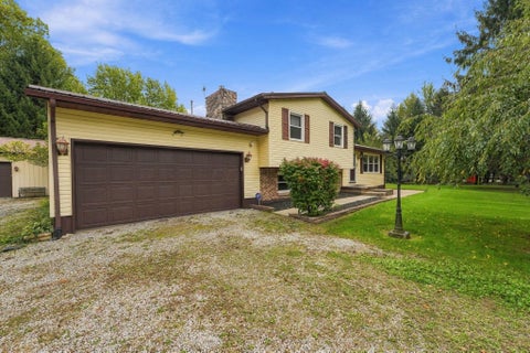 Tiny photo for 2840 Horseshoe Road, Delaware, OH 43015 (MLS # 226039275)