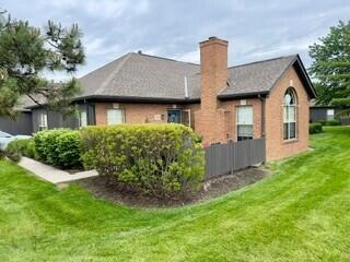 Photo of 2645 Trottersway Drive, Columbus, OH 43235 (MLS # 226016130)