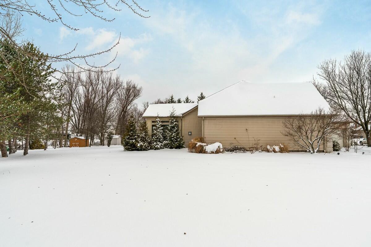 8956 Kingsley Drive, Reynoldsburg, Ohio image 34