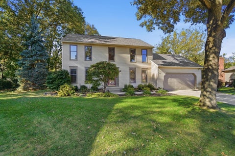 Photo of 3909 Driscoll Court, Dublin, OH 43016 (MLS # 226040098)