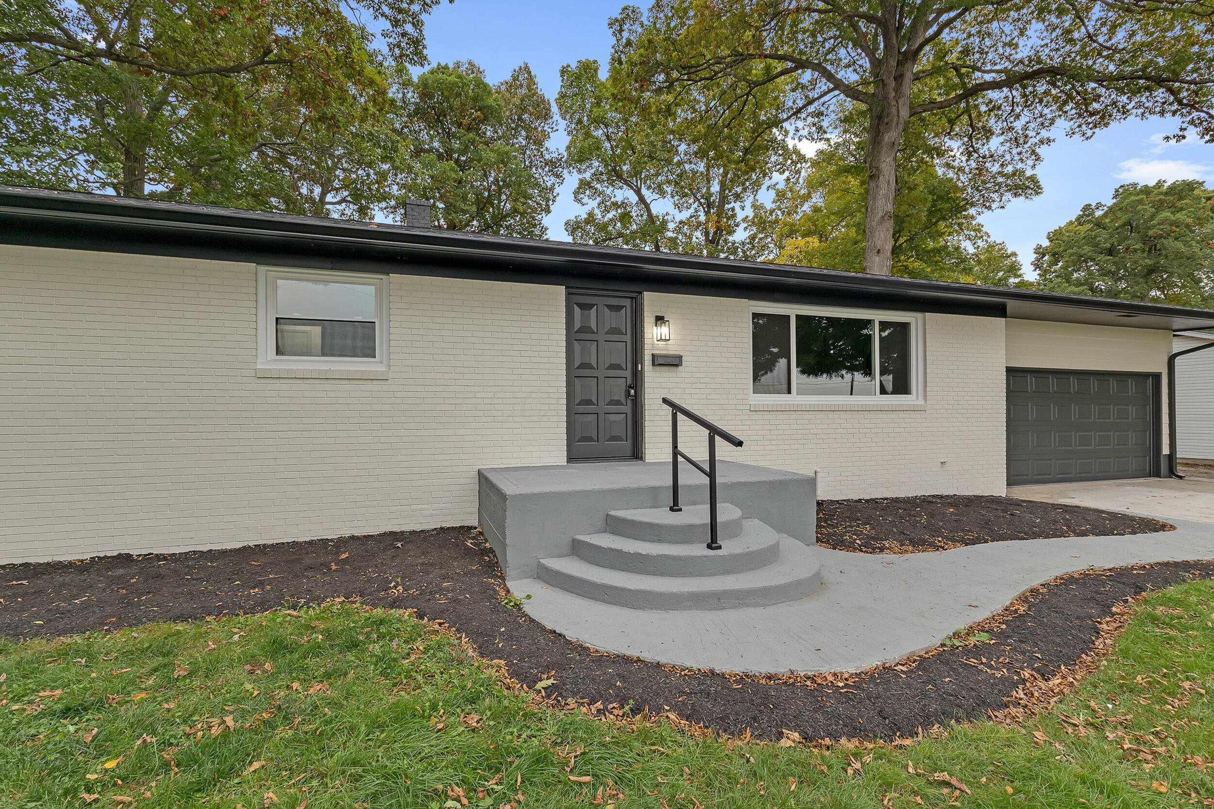 815 Irvin-Shoots Road E